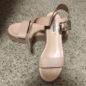 Steve Madden platform sandals